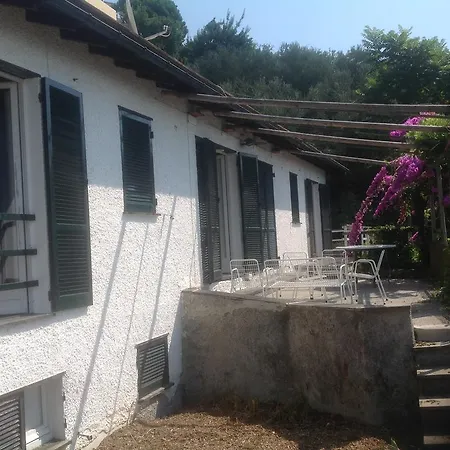 Del Laghetto Guest house Cavi di Lavagna